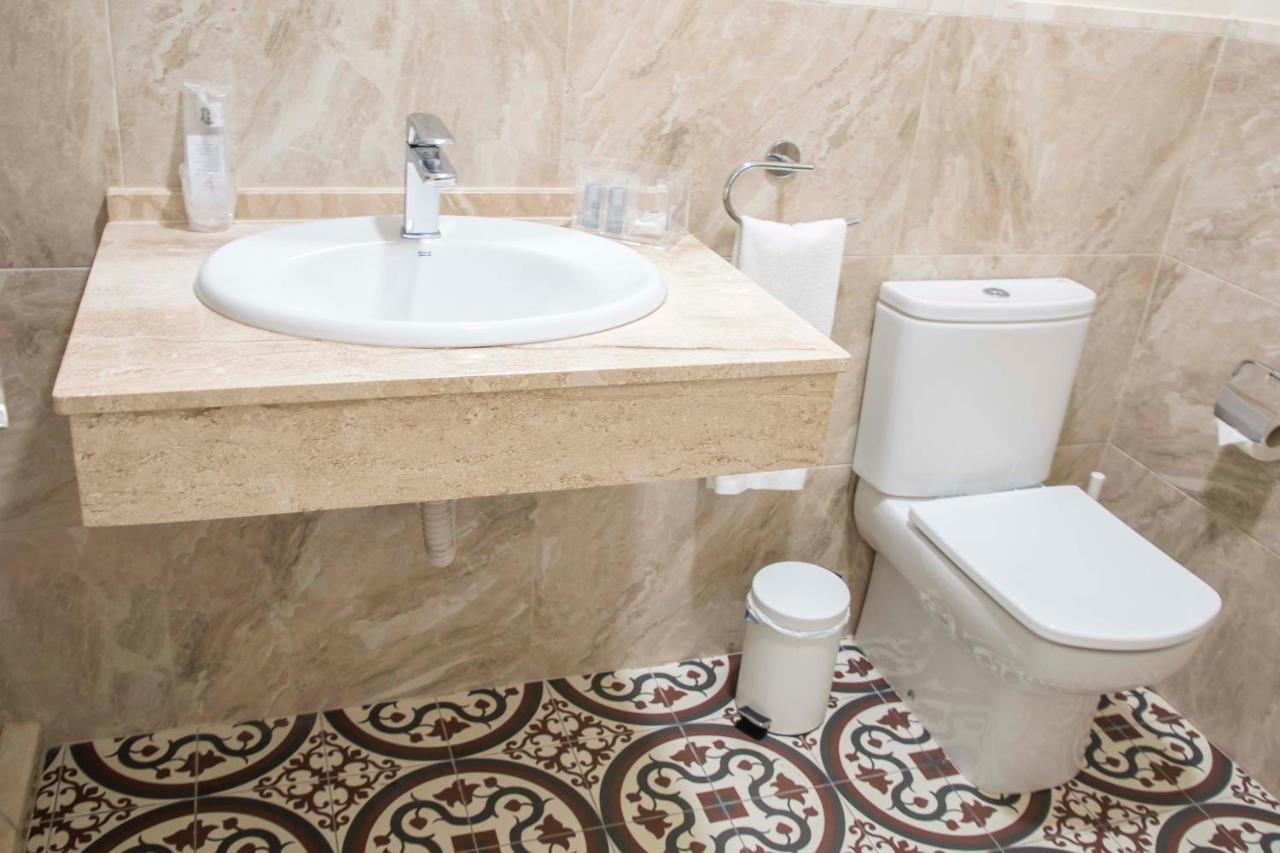Hostal Boutique Casa La Laja Chiclana de la Frontera Zewnętrze zdjęcie
